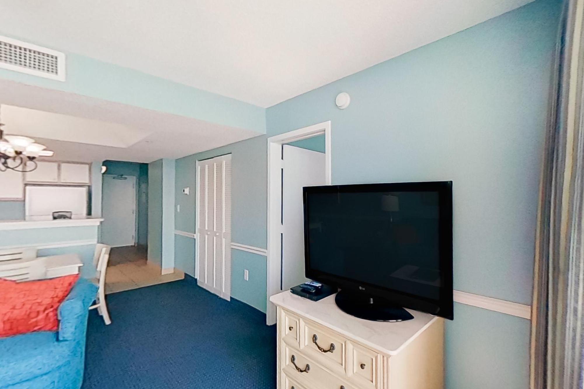 Camelot By The Sea - Oceana Resorts Vacation Rentals Myrtle Beach Room photo